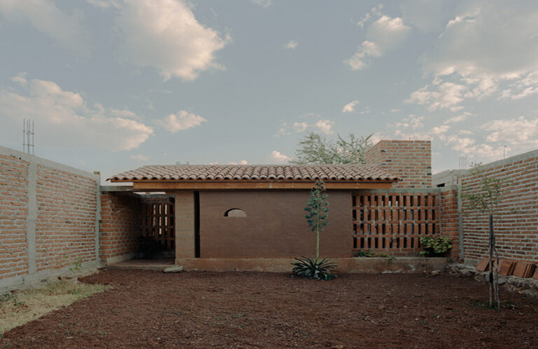 Sustainability and Identity: Agave House in Tequila, Jalisco