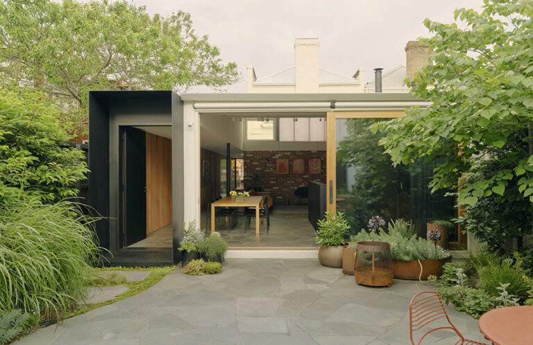 Renovation and Expansion: Fitzroy Laneway House by Andrew Child Architect