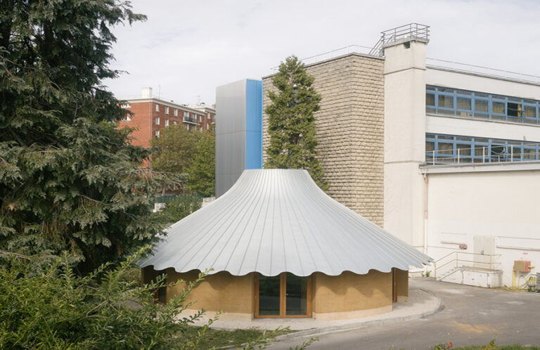 Crafting Le Vau Pavilion: A Sustainable Educational Space by L’Atelier Senzu