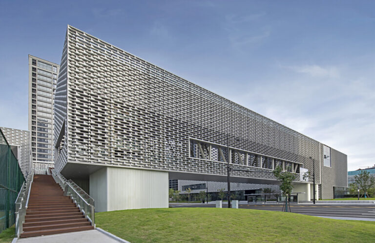 Crafting Cultural Symphonies: The Iconic Gymnasium in Hangzhou, China