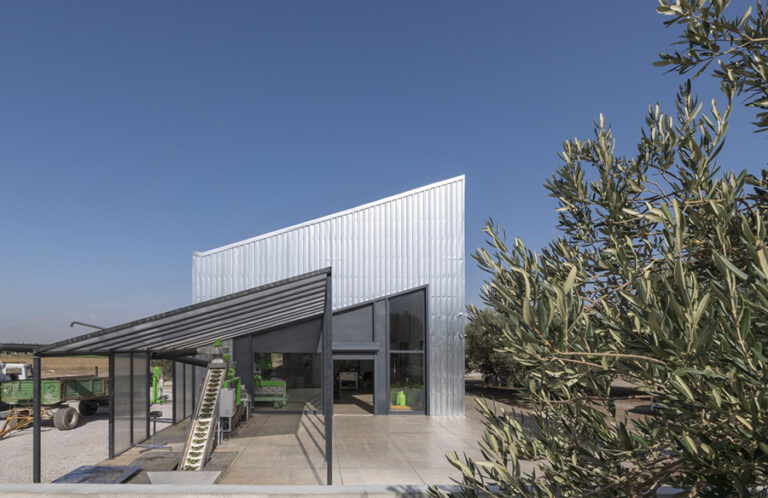 Kinik Olive: Integrating Industry with Nature