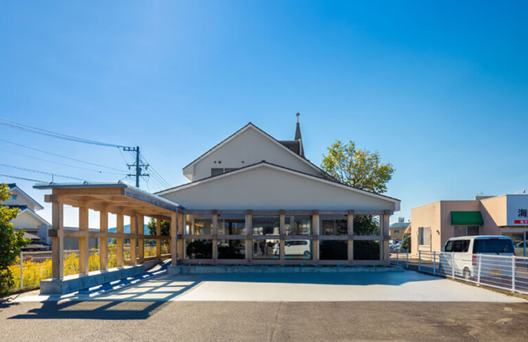 Revitalizing Community Health: Space Piercer Orthopedic Clinic Renovation