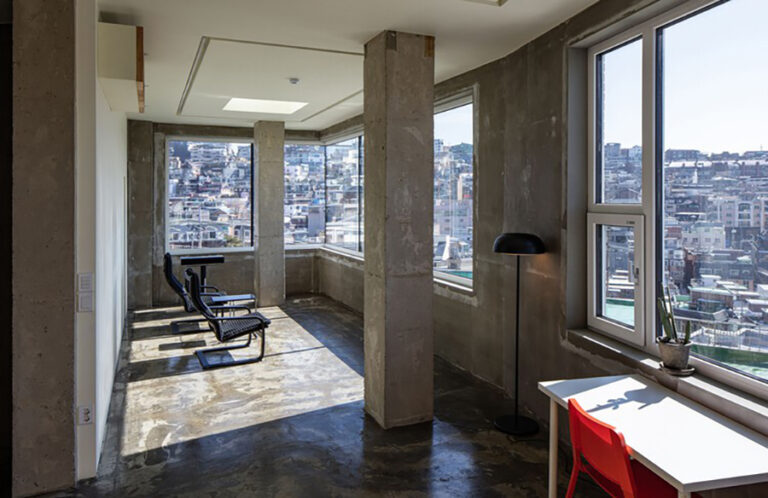 Integrating Architecture with Landscape: Flying Fairy Residence and Studio